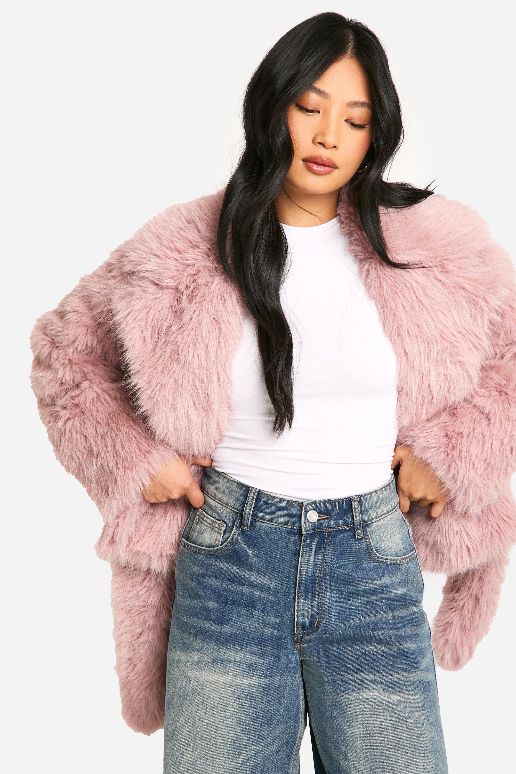 Petite Veste en fausse fourrure a ceinture boohoo FR